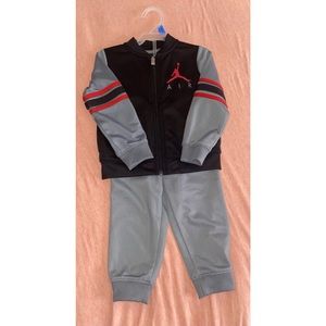 Jordan 2 pc set 24 months